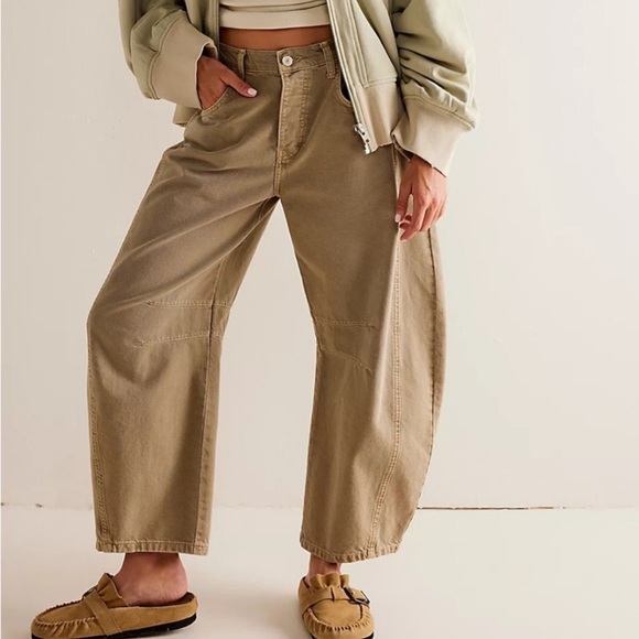 Free People We The Free Good Luck Mid Rise Barrel Jeans Size 30 Cotton Neutral - Picture 3 of 16